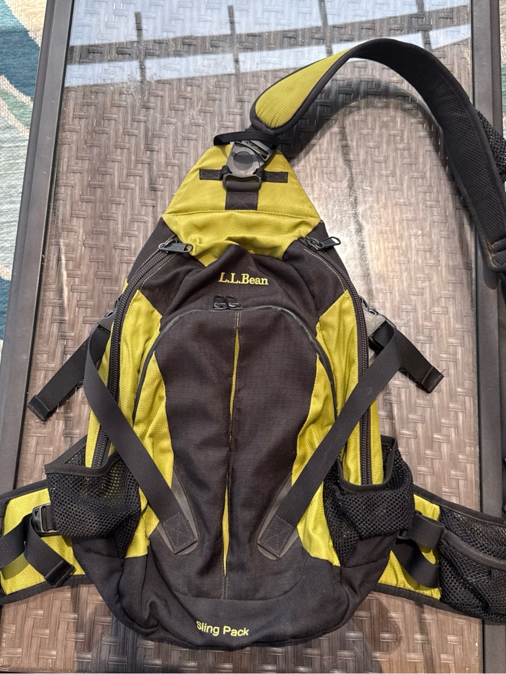 L.L. Bean Black and Olive Sling Pack - Men's Crossbody Backpack